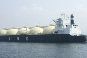 日本が過去2年超で最も割安な液化天然ガス(LNG)購入…余剰分は転売へ！