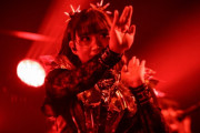 BABYMETAL – THE ONE – / THE FIRST TAKE　“すず香の声は、凍った心を溶かせる”　【海外の反応】