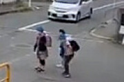【動画】 小学生が待っているのに絶対に車が止まらない横断歩道が話題　子供が判断を間違えば大事故に
