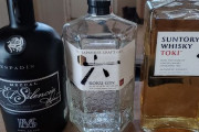 「サントリーの製品はクオリティかなり高い」外国人の酒コレクション自慢大会