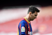 バルサ退団のメッシさん、悲しみに打ちひしがれている模様…