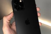 【朗報】iPhone 13 Proシリーズの「マットブラック」、むちゃくちゃカッコいい
