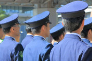 【悲報】警察官2人組､宅飲み中に同僚まんさんの服を無理やり脱がせ下半身を動画撮影