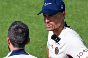 PSGエンリケ監督、日本サッカーの成長は「W杯を思い出してもらったら」　アセンシオも称賛「ダイナミックで速い」