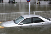 【画像】車さん、意外と浸水に強いｗｗｗｗｗｗｗｗｗｗｗｗｗｗ