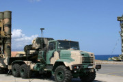 ギリシャ軍、クレタ島配備のS-300でトルコ空軍機にレーダー照射か