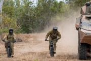 オーストラリア軍、電動自転車部隊を導入へ…兵士｢うん！楽しい！?｣