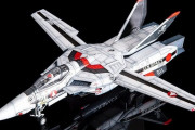 一条輝が搭乗する「VF-1A/S ファイターバルキリー」を完全新規開発！