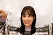 日向坂46キャプテン佐々木久美「ゆっかーおめでとう！」自身のSR配信で櫻坂46菅井友香のお誕生日を祝福【SHOWROOM個人配信】