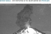 メキシコにある「ポポカテペトル火山」が一晩で14回も噴火してしまう！