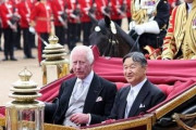 【速報】天皇陛下に英国最高位のガーター勲章　上皇陛下に続きガーター騎士団の一員に