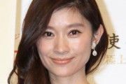 ＜篠原涼子＞13歳下韓流スターと熱愛報道！　飲食店経営の男性との不貞疑惑も
