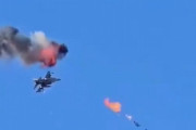 イスラエル空軍のF-16戦闘機がイランのシャヘド136自爆ドローンをAIM-9空対空ミサイルで撃墜！