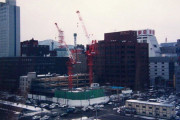 【眼福】今から約30年前、札幌駅で建設中のベガスベガス(パチ屋)の写真を添えて