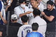 バウアーがスタンドから私服でオリックス戦観戦　一般ファンに気づかれ…退席