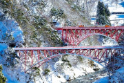 韓国人「日本の冬の絶景に韓国人も感動！」ハナツアー「日本の雪国列車に乗って峡谷を旅してください」 韓国の反応