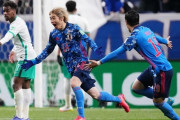 日本、首位サウジに2-0で快勝！南野先制弾＆伊東の4試合連続弾でW杯出場に王手！