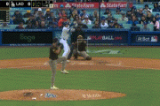 ダルビッシュ有ＶＳ大谷翔平第２ラウンド　第二打席は三塁へのファールフライ