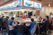 回転寿司チェーンが回転レールの使用を終了。回らない回転寿司へ