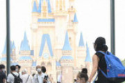 【新型コロナ】東京ディズニーランドが約4カ月ぶり開園…感極まって涙する人の姿も