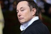 イーロン・マスク氏「日本は消えてなくなる」X投稿再び--過去最低の出生数を受け