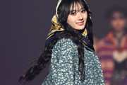 乃木坂46川崎桜、個性的ミニ丈コーデで印象ガラリ「ギャル風も可愛い」「スタイル抜群」と反響