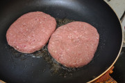 ハンバーグつくるおおおおおおおおお