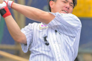 ロッテ安田、フリー打撃で場外弾含む7発の柵越え！藤原も快音連発！！