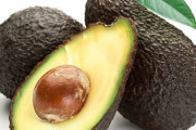 “アボカド”とかいうしょうもない果物ｗ🥑