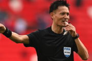 VARのため「選手が接触しに行く」傾向…U23アジア杯で審判アセッサーを務めた佐藤隆治氏の話が興味深い