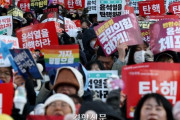 【尹錫悦弾劾案可決】韓国市民が大規模集会を開催、賛否両論が交錯する中で国会が歴史的判断　韓国の反応