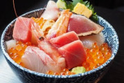 海鮮「ねえ、一つになりましょ」海苔乗っけたご飯「う、うん…」