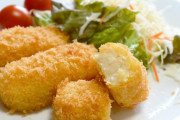 カニクリームコロッケって本当カニクリームなの？？？