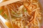 外国人「これが日本で1日70人しか食べられないミシュランスターつきのラーメン！」