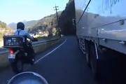 ひぇぇ！とんでもなく怖いバイクの車載映像が大分県中津市で撮影される(((ﾟДﾟ)))