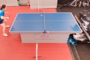 【動画】AI卓球ロボット「Ace」が五輪メダリストの木原美悠に勝利する。