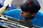 トヨタ、性能に支障ない「傷アリ」部品採用　仕入先の効率・収益改善