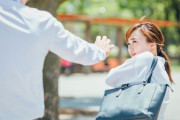 ひったくりされそうになった女さん、とんでもない対応力を見せるｗｗｗｗｗｗｗ【110枚】