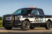 580馬力の俊足パトカー フォード「F-150ライトニング プロSSV」登場