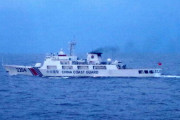 尖閣諸島沖で中国海警船4隻が日本の領海に侵入、操業中の日本漁船に接近…今年11回目！