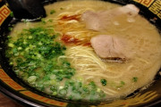 【ラーメン】700円 ←安い、800円 ←普通、900円 ←強気、1000円 ←相当美味くなきゃ許さない