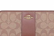 ブランド『COACH』の恐竜シリーズが可愛すぎる！！ダサい帽子とマフラーしてるしなんなの・・・