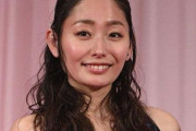 安藤美姫とまさかのツーショット！元トップアイドル浅香唯(55)が奇跡の可愛さで現役続行中！