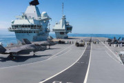 英海軍が空母打撃群を極東に派遣、日本で英空軍のF-35Bを整備する構想も