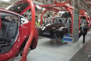 【悲報】テスラ、1台の自動車を作るのにわずか2.5時間であることが判明（トヨタは18時間）