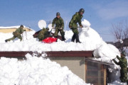大雪の新潟県が陸自第12旅団に災害派遣要請…倒壊の恐れある高齢者世帯で屋根の雪下ろしなど！