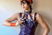 奇跡の2.5次元ボディ桃戸ももさん、筋肉美を活かした『ジョジョ』ナランチャのコスプレが圧巻！