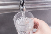 田舎者「都会は水がまずい！」←これ
