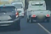 軽トラがブチ切れ！ 急ブレーキ、逆走… 危険なあおり運転を繰り返す一部始終が激撮され衝撃走る