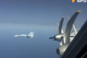 ロシア国防省、長距離戦略爆撃機Tu-22MSが日本海上空を約10時間パトロール飛行したと発表…Su-30MS戦闘機が護衛！